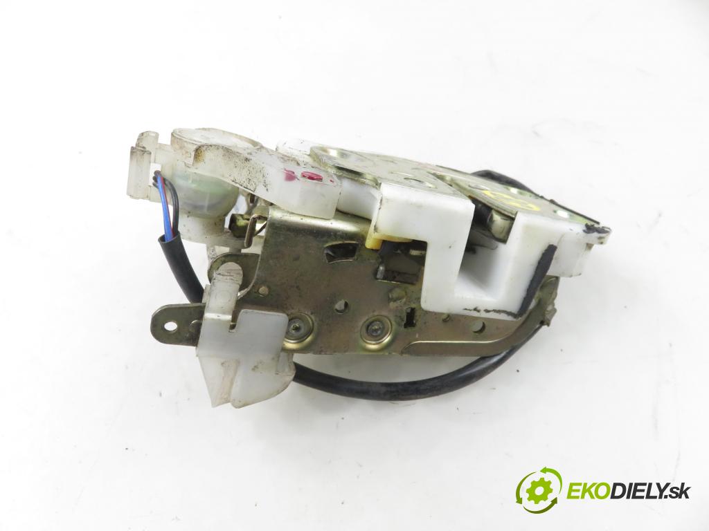 HONDA CIVIC VI Hatchback (EJ, EK) HB 1999 55,00 1.4 i (EJ9) - D14Z1 1396,00 zámok