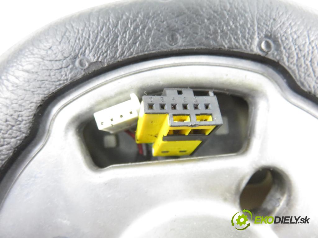 BMW 5 Touring (E39) KOMBI 2001 142,00 530 d - M57 D30 (306D1) 2926,00 Volant 2229115 ; 33222897006E ; 8375398 (Volant)