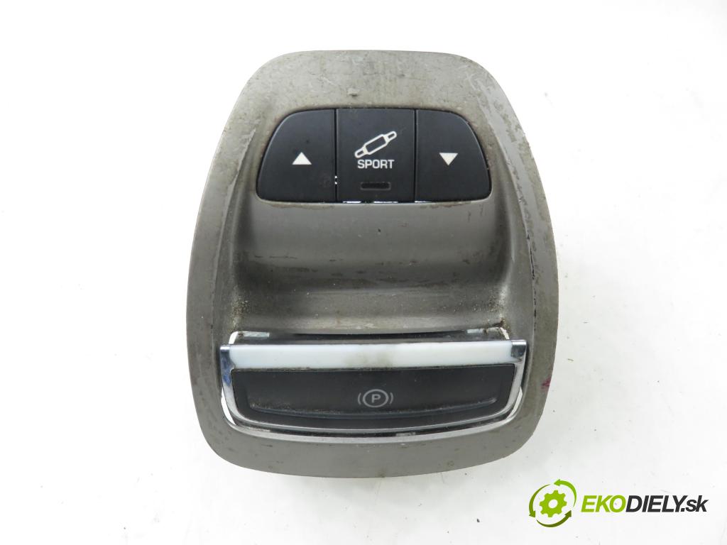 CITROEN C5 III Break (RW_) KOMBI 2010 177,00 3.0 HDi 240 - DT20C 2993,00 vypínač brzdy MANUÁL 96617671ZD