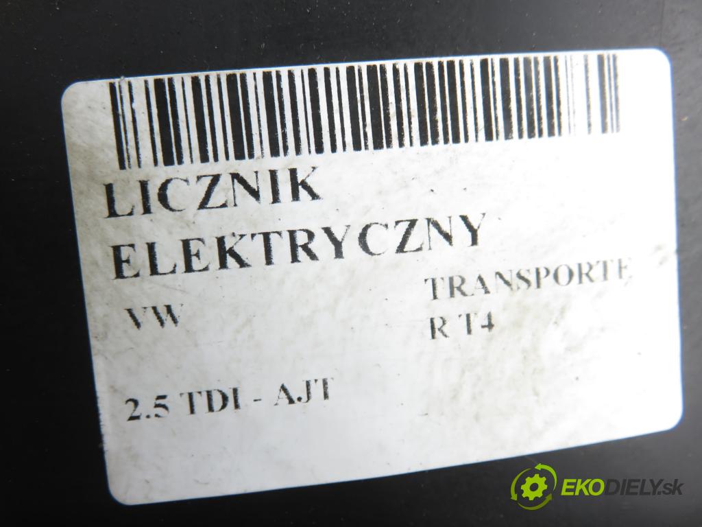 VW TRANSPORTER IV Skrzynia (70XA) FURGON 2001 65,00 2.5 TDI - AJT 2461,00 Prístrojovka elektrický 7D0920800B