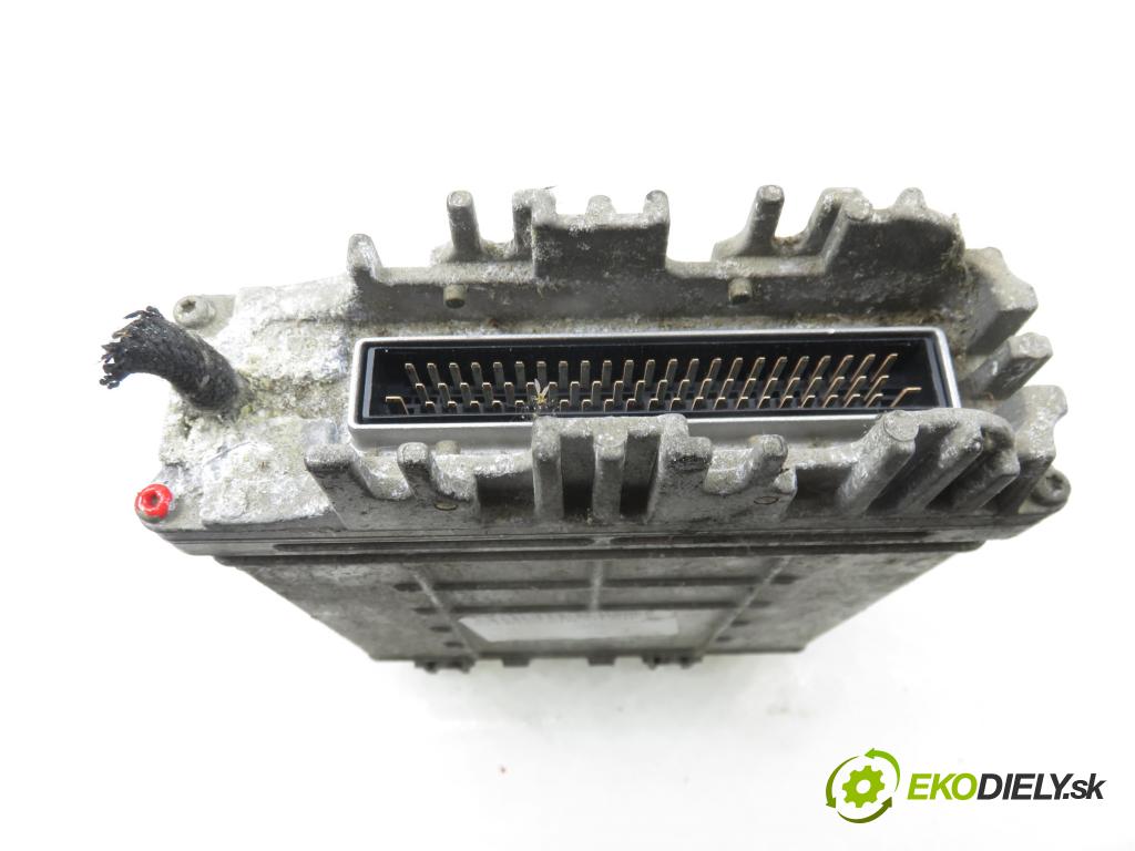VW TRANSPORTER IV Skrzynia (70XA) FURGON 2001 65,00 2.5 TDI - AJT 2461,00 Riadiaca jednotka Motor 0281001829 ; 074906021S