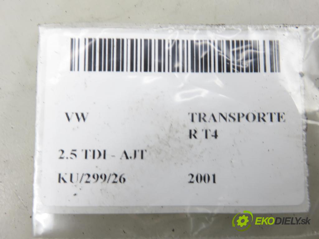 VW TRANSPORTER IV Skrzynia (70XA) FURGON 2001 65,00 2.5 TDI - AJT 2461,00 ventilátor chladič PODNEBÍ / VODA F6241030