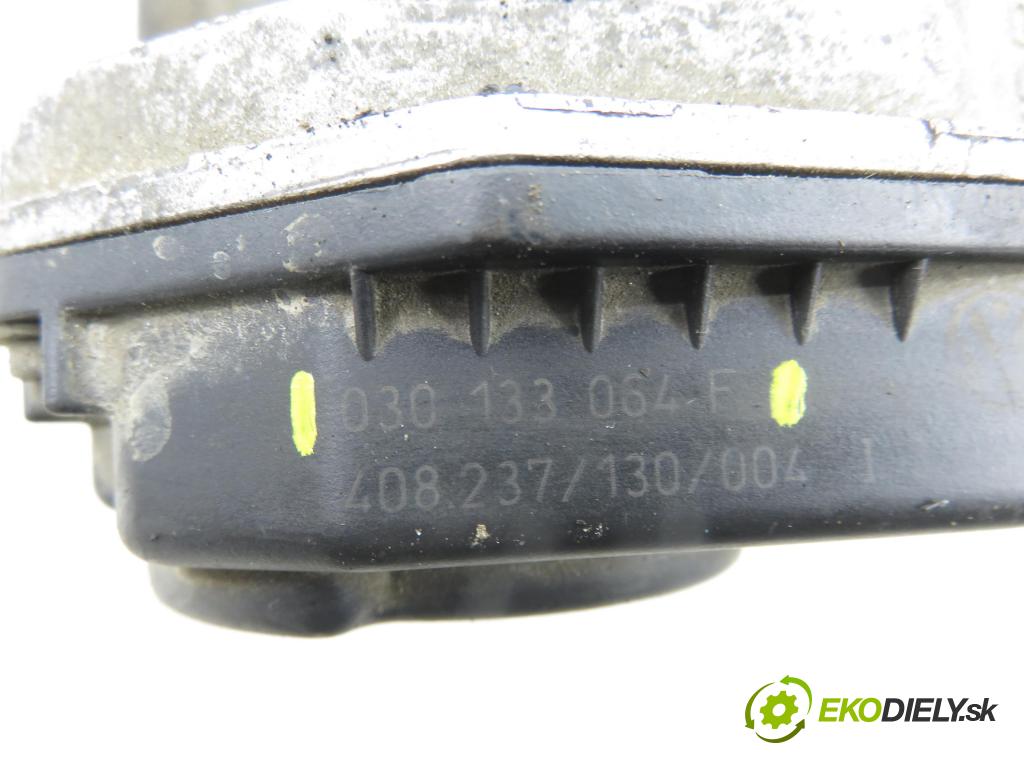 VW POLO (6N1) HB 1998 37,00 50 1.0 - AER 999,00 škrtíci klapka 030133064F (Škrticí klapka)
