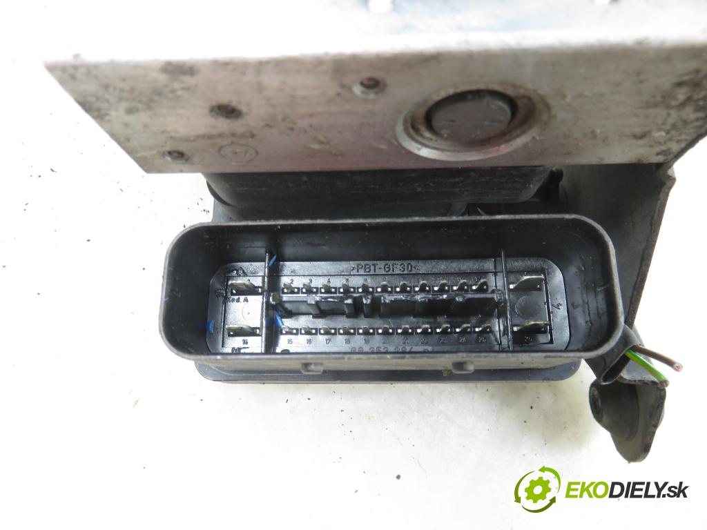PEUGEOT 206 liftback (2A/C) HB 2003 51,00 1.9 D - WJY (DW8B) 1868,00 pumpa ABS 10097011053 ; 5WK84105 ; 9641871180 (Pumpa ABS)
