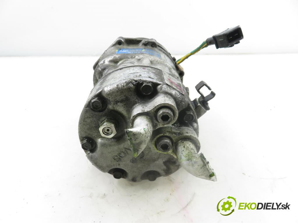 VW GOLF IV (1J1) HB 2000 74,00 1.6 - AKL 1595,00 KOMPRESOR: klimatizace 1J0820803K (Kompresor klimatizace)