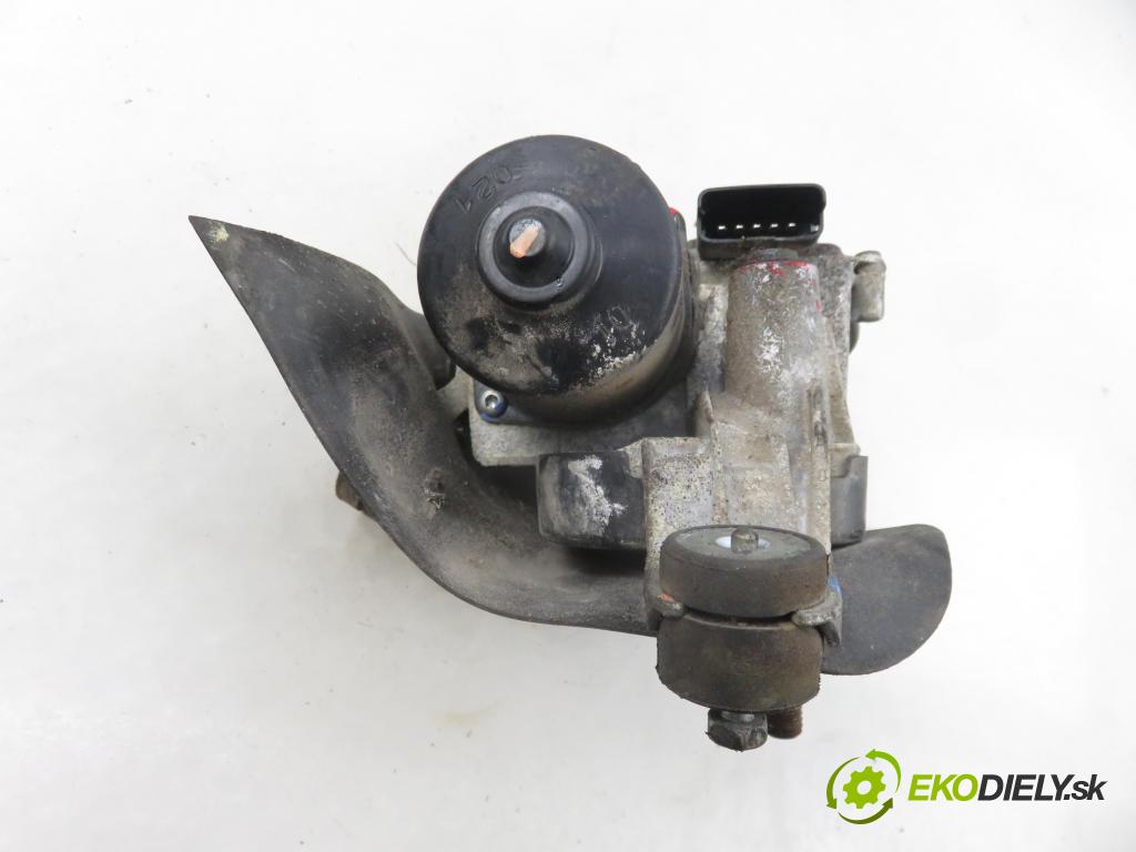 CITROEN C5 III Break (RW_) KOMBI 2010 177,00 3.0 HDi 240 - DT20C 2993,00 motorek stěračů PŘEDNÍ: 9682755580 ; 53569612