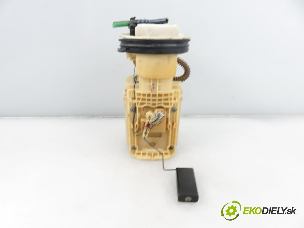 VW GOLF IV (1J1) HB 2000 74,00 1.6 - AKL 1595,00 pumpa paliva 1J0919051D
