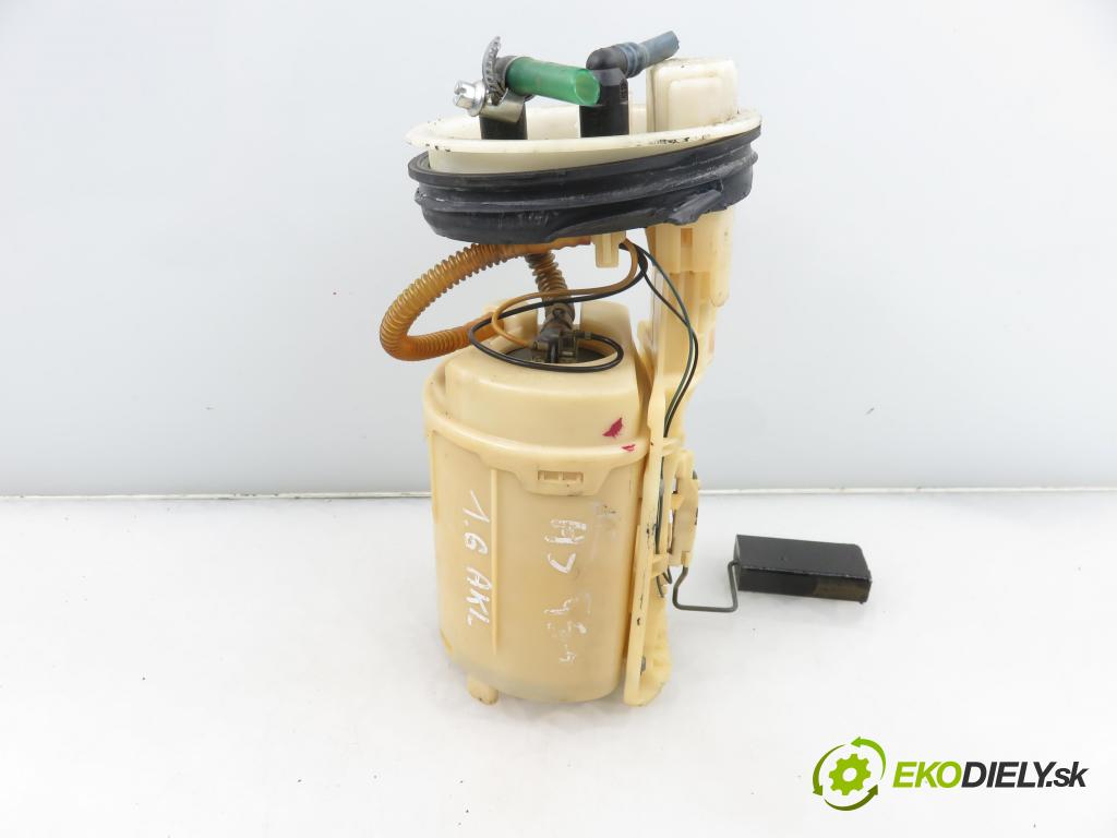 VW GOLF IV (1J1) HB 2000 74,00 1.6 - AKL 1595,00 pumpa paliva 1J0919051D