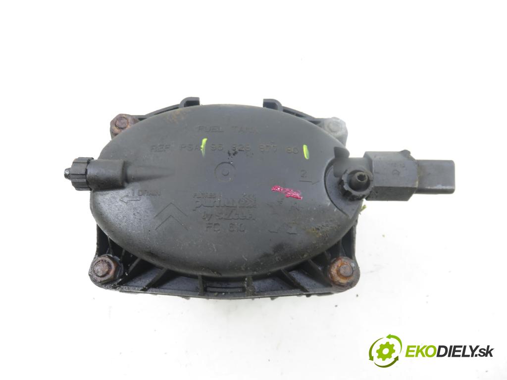 CITROEN C5 III Break (RW_) KOMBI 2010 177,00 3.0 HDi 240 - DT20C 2993,00 Obal filtra paliva 9682887780