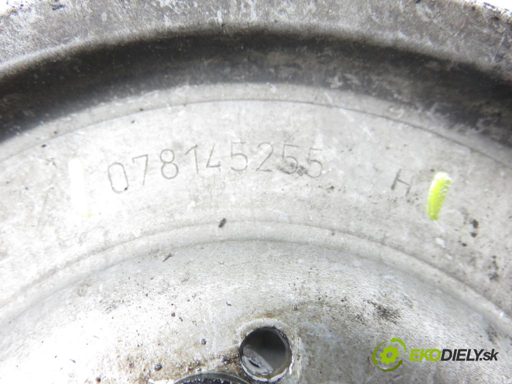 AUDI A6 Avant (4B5, C5) KOMBI 2002 125,00 2.4 quattro - BDV 2393,00 Pumpa servočerpadlo 078145255H (Servočerpadlo)
