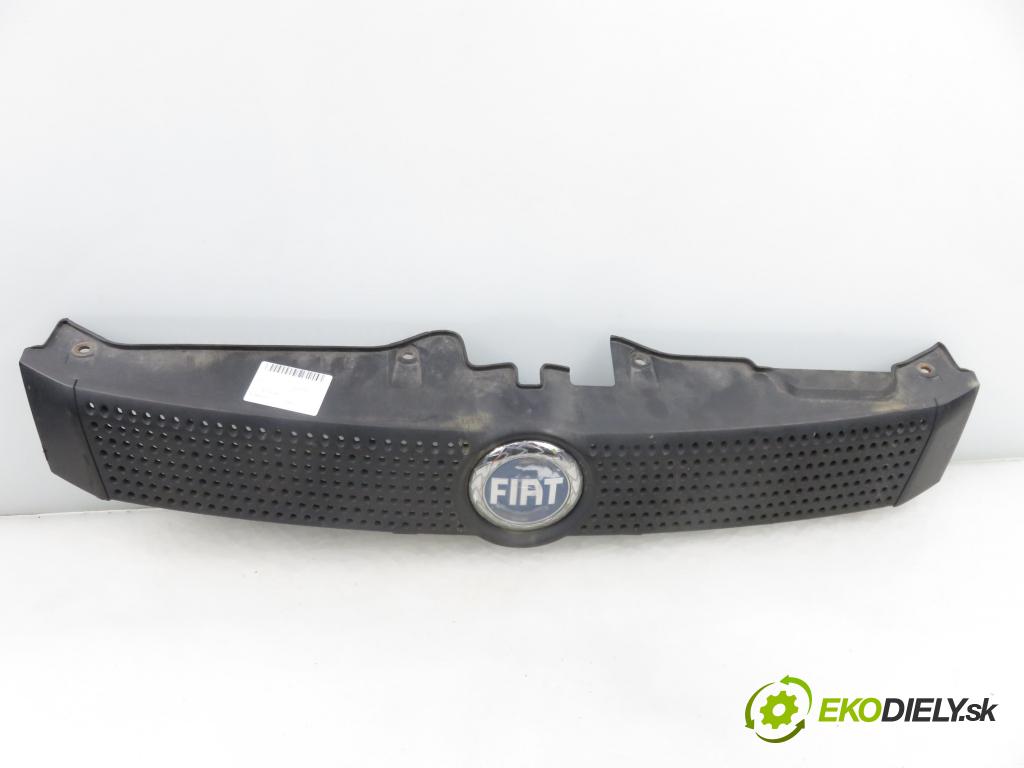 FIAT PANDA (169_) HB 2003 40,00 1.1 - 187 A1.000 1108,00 mřížka / maska 735314236