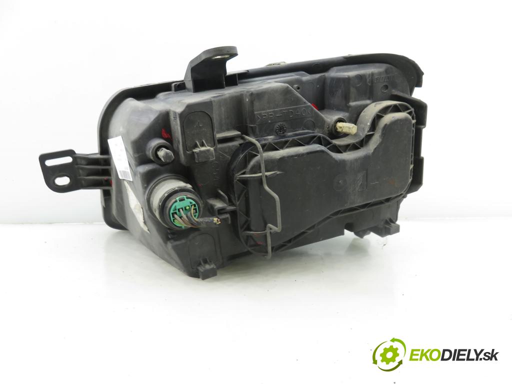 FIAT PANDA (169_) HB 2003 40,00 1.1 54 - 187 A1.000 1108,00 Svetlo PP
