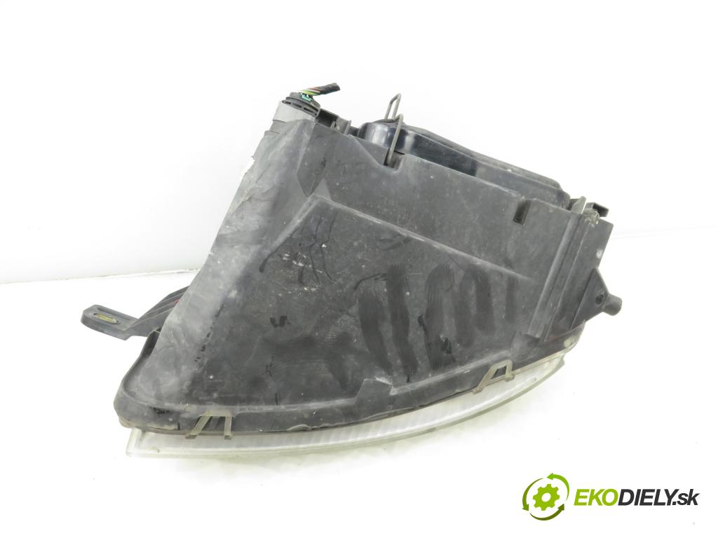 FIAT PANDA (169_) HB 2003 40,00 1.1 54 - 187 A1.000 1108,00 Svetlo PP