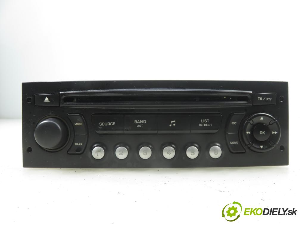 PEUGEOT 307 (3A/C) HB 2005 65,00 1.4 16V - KFU (ET3J4) 1360,00 RADIO CD 9659139977