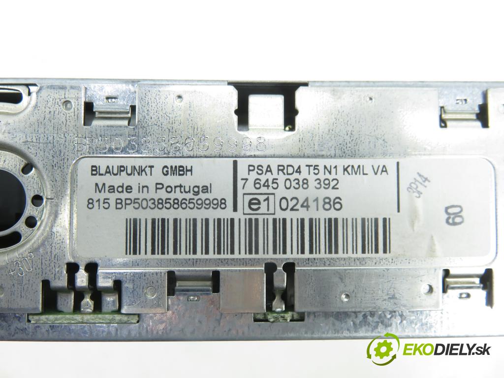 PEUGEOT 307 (3A/C) HB 2005 65,00 1.4 16V - KFU (ET3J4) 1360,00 RADIO CD 9659139977