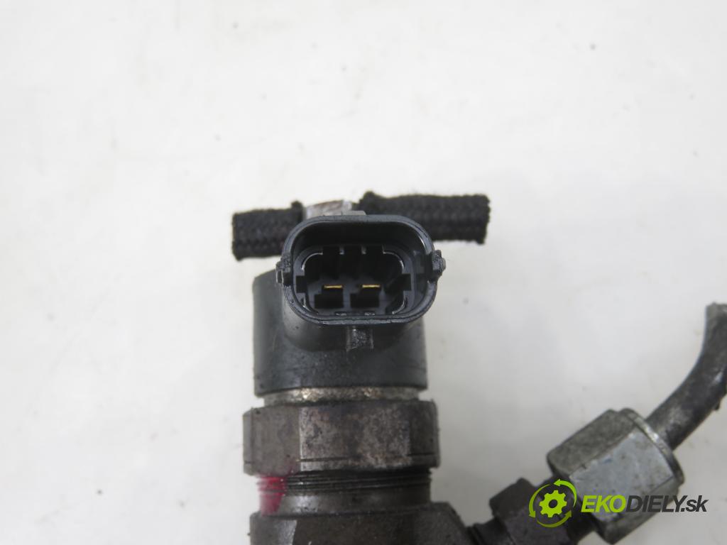 ALFA ROMEO 159 (939_) SEDAN 2007 110,00 1.9 JTDM 16V - 939 A2.000 1910,00 vstřikovač 0445110243 (Vstřikovač paliva)