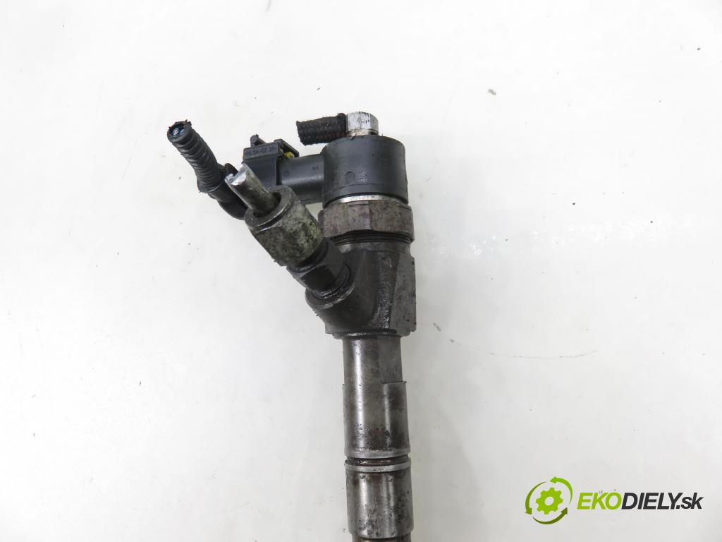 ALFA ROMEO 159 (939_) SEDAN 2007 110,00 1.9 JTDM 16V - 939 A2.000 1910,00 vstřikovač 0445110243 (Vstřikovač paliva)