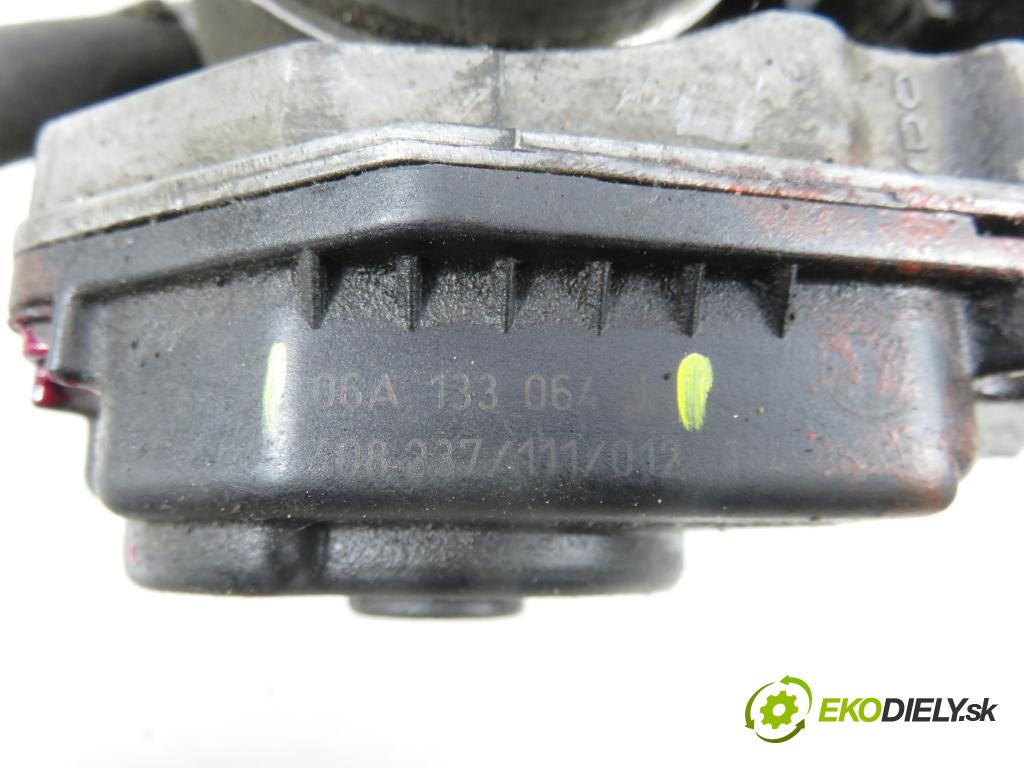VW GOLF IV (1J1) HB 2000 74,00 1.6 - AKL 1595,00 škrtíci klapka 06A133064J (Škrticí klapka)