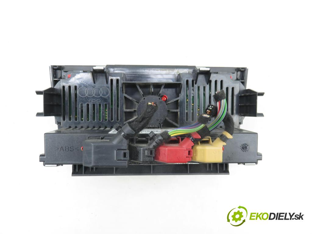 AUDI A3 (8P1) HB 2003 77,00 1.9 TDI PD 105 - BKC 1896,00 Panel topení KLIMATRONIK 8P0820043D