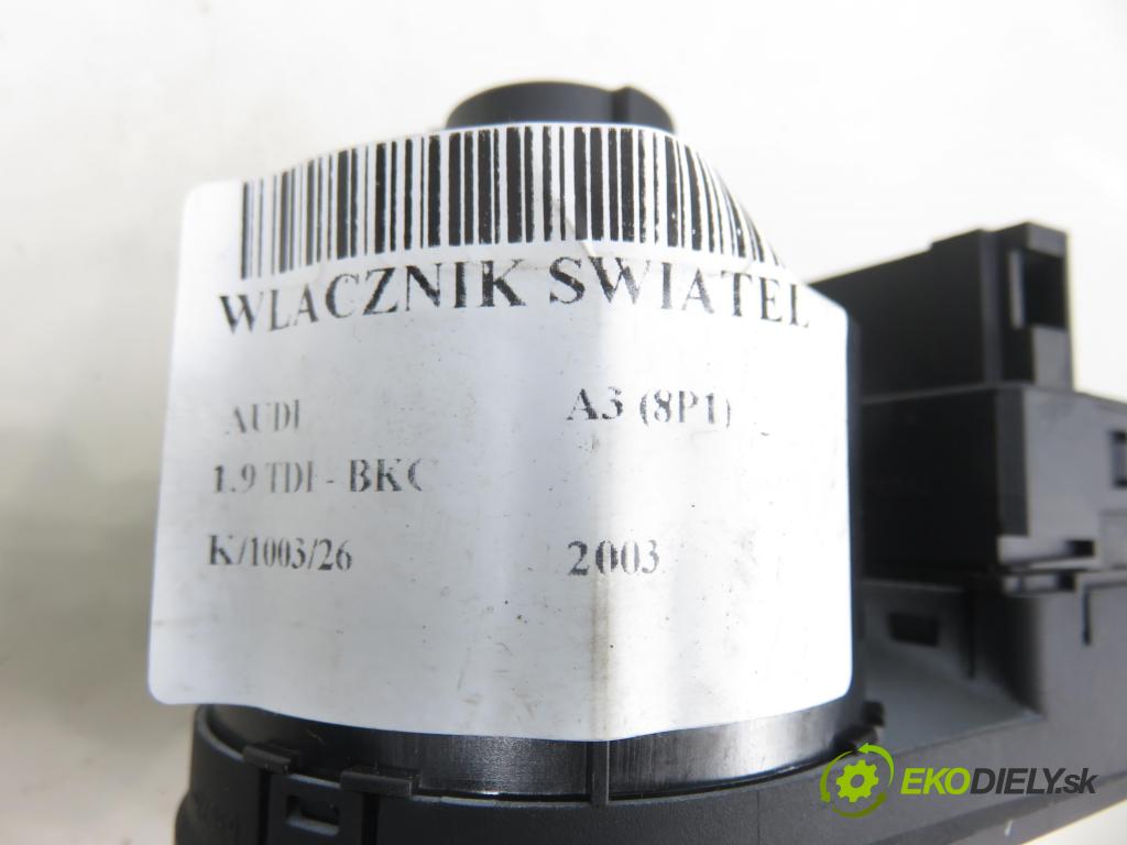 AUDI A3 (8P1) HB 2003 77,00 1.9 TDI PD 105 - BKC 1896,00 přepínač světla 8P1941531C