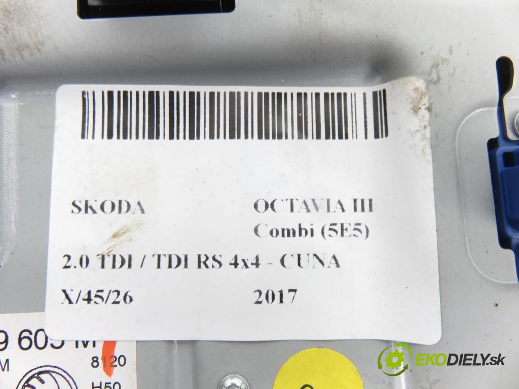SKODA OCTAVIA III Combi (5E5) KOMBI 2017 135,00 2.0 TDI / TDI RS 4x4 - CUNA 1968,00 RADIO 5E0919605M