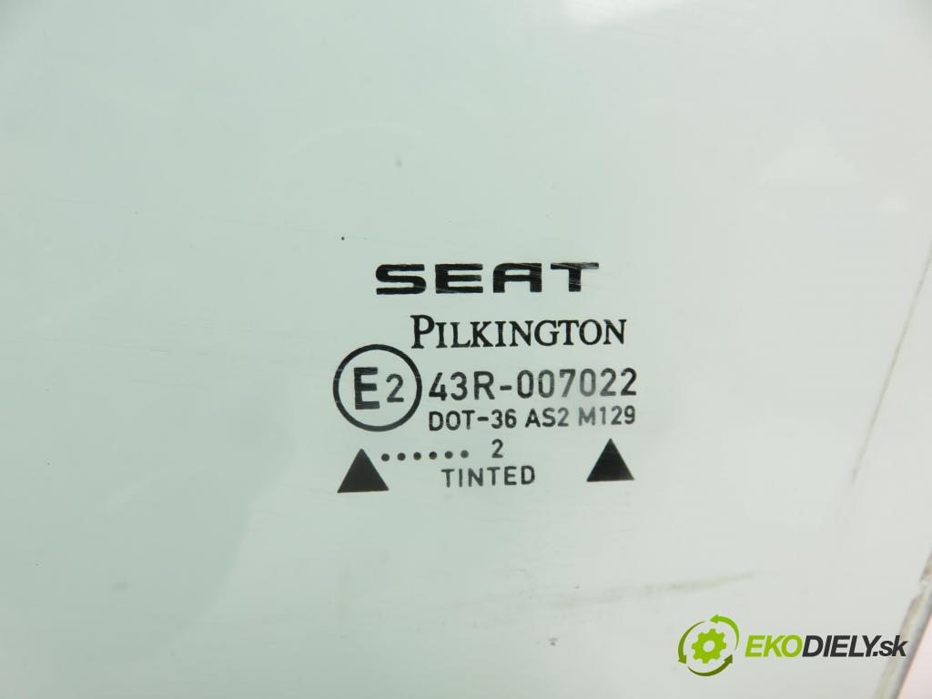 SEAT LEON (1M1) HB 2002 66,00 1.9 TDI 90 - ALH 1896,00 okno LP