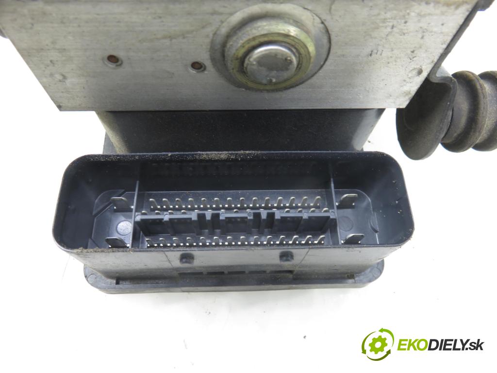 AUDI A3 (8P1) HB 2003 77,00 1.9 TDI PD 105 - BKC 1896,00 Pumpa ABS 10096003483 ; 1K0907379K ; 10020601064 (Pumpa ABS)