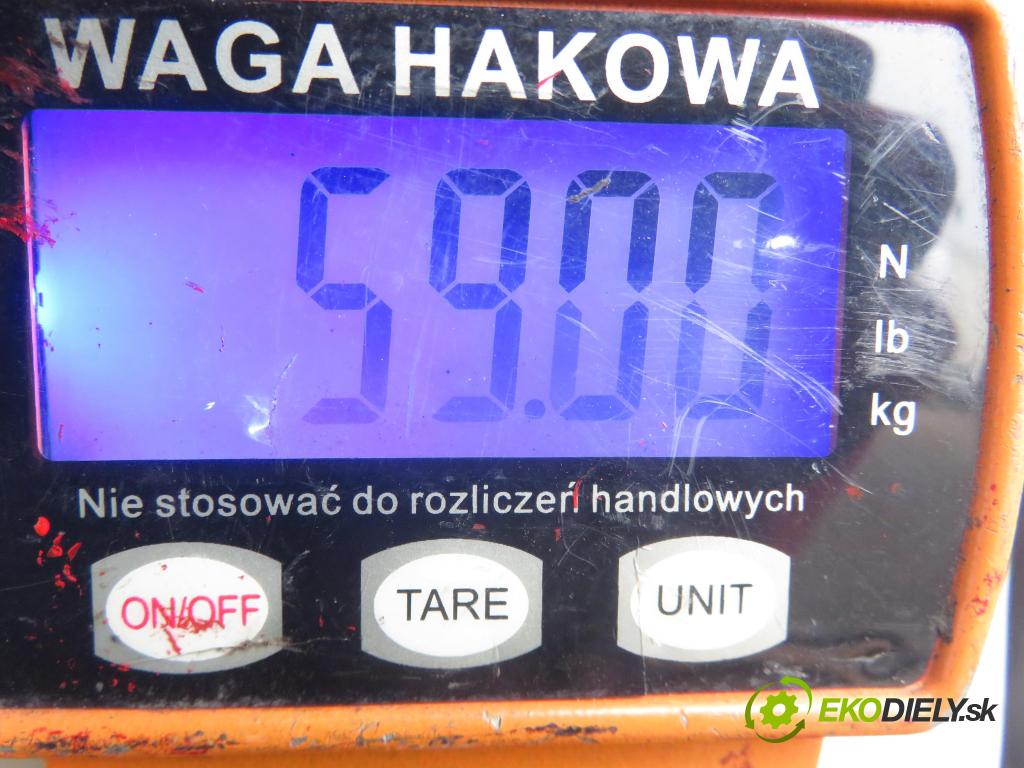 TOYOTA RAV 4 II (_A2_) SUV 2003 85,00 2.0 D-4D 4WD 116 - 1CD-FTV 1995,00 zadné