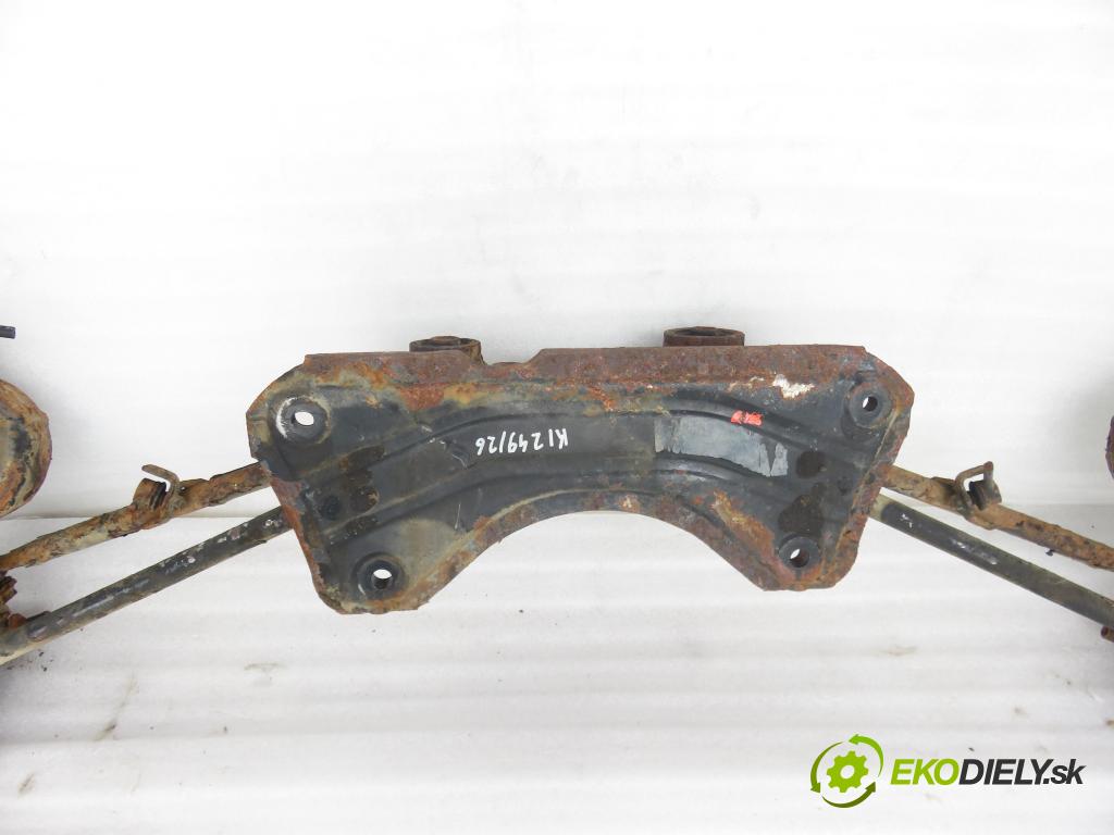 TOYOTA RAV 4 II (_A2_) SUV 2003 85,00 2.0 D-4D 4WD 116 - 1CD-FTV 1995,00 zadné