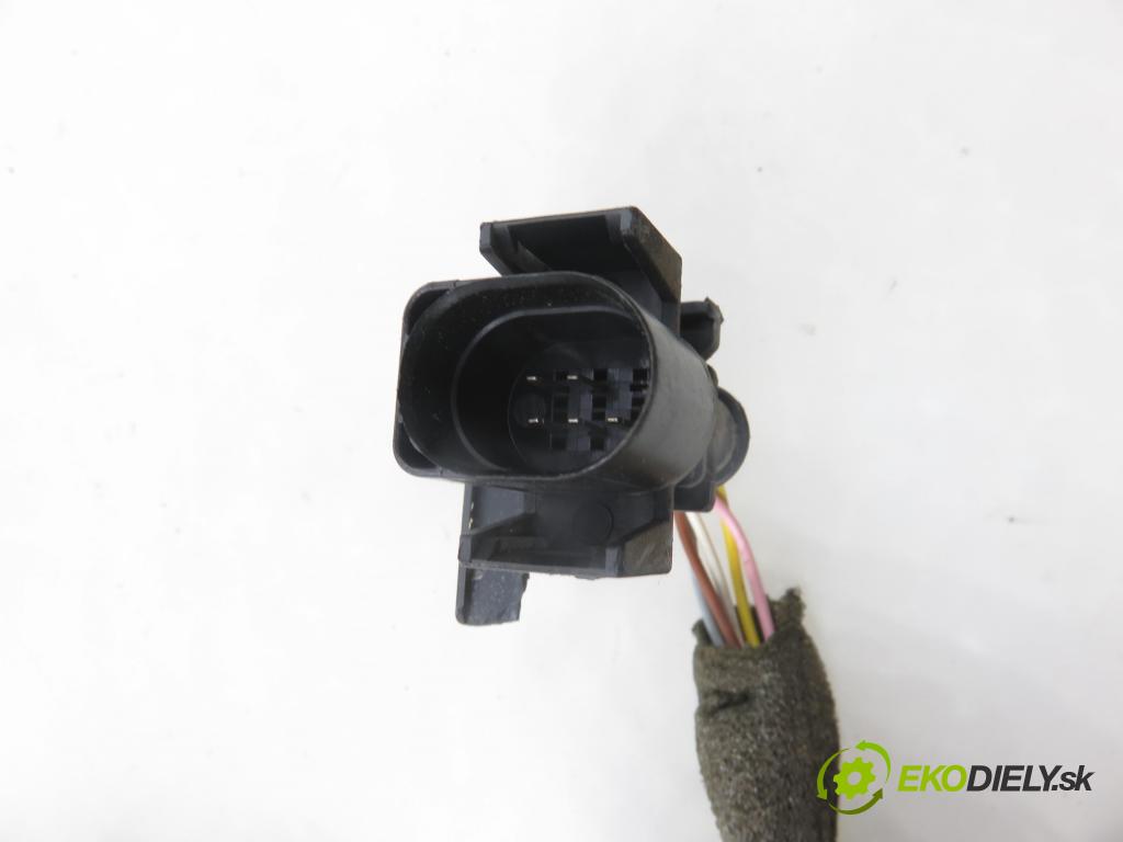 SEAT CORDOBA (6K2) SEDAN 2001 66,00 1.9 TDI - ALH 1896,00 potenciometr plynového pedálu 0281002339 ; 028907475AP (Potenciometr plynového pedálu)