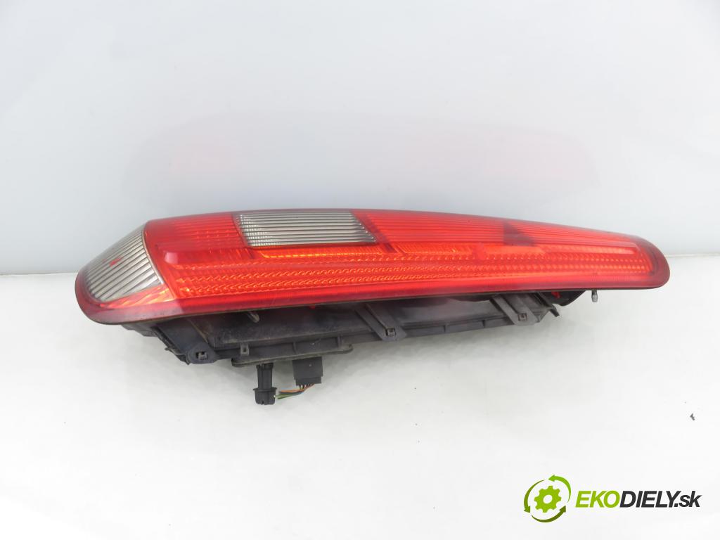 FORD FIESTA V (JH_, JD_) HB 2003 51,00 1.3 - A9JA 1299,00 světlo pravé zadní 2S5113A602B