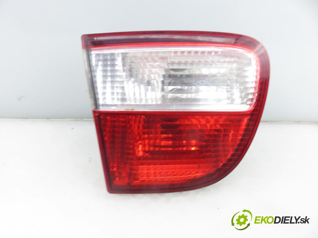 SEAT LEON (1M1) HB 2004 77,00 1.6 16 V - BCB 1598,00 světlo levé zadní kufr 1M6945091B