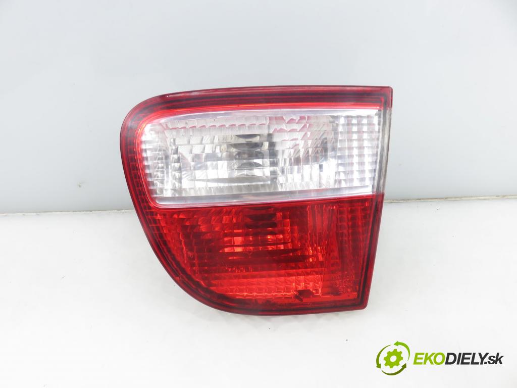 SEAT LEON (1M1) HB 2004 77,00 1.6 16 V - BCB 1598,00 Svetlo pravé zadné kufor 1M6945092B