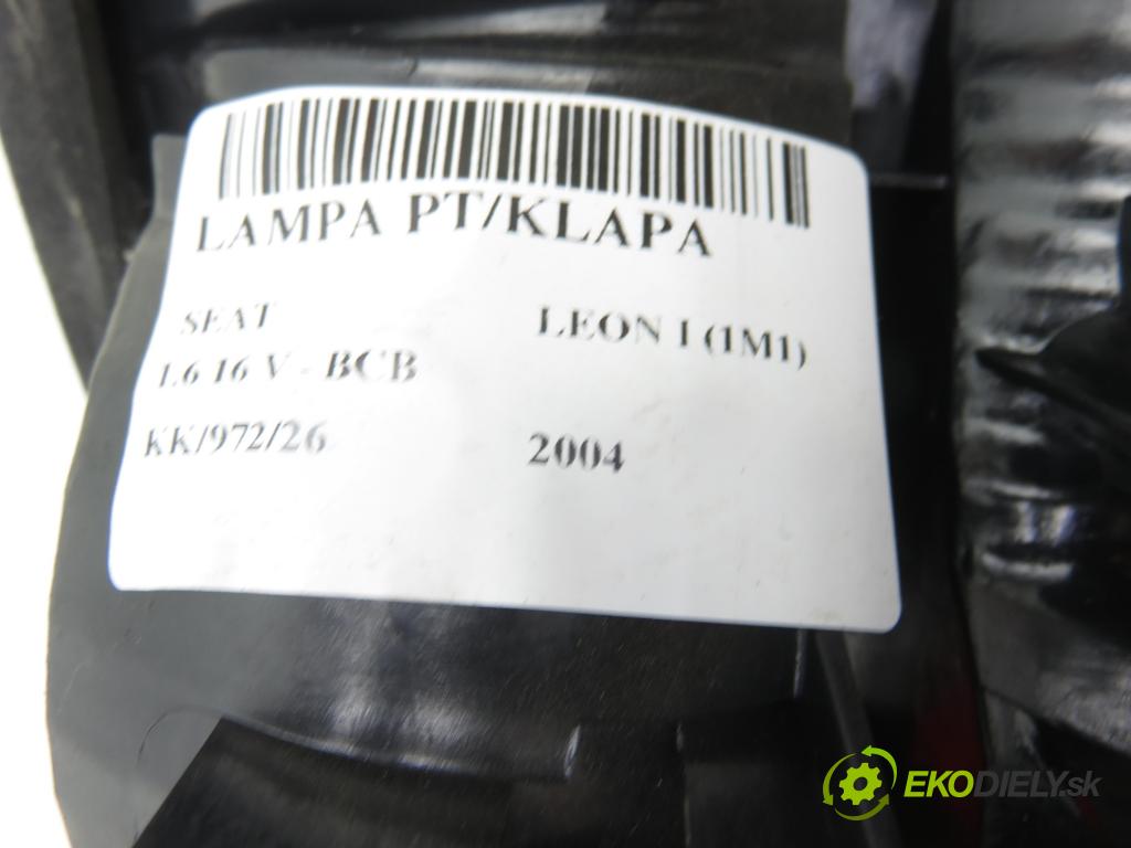 SEAT LEON (1M1) HB 2004 77,00 1.6 16 V - BCB 1598,00 Svetlo pravé zadné kufor 1M6945092B