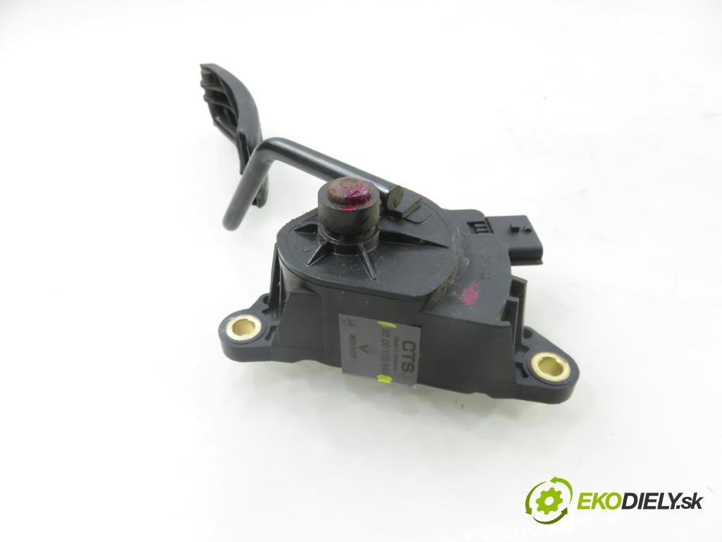 RENAULT SCENIC II (JM0/1_) MINIVAN 2004 83,00 1.6 (JM0C, JM0J, JM1B) - K4M 782 1598,00 potenciometr plynového pedálu 8200159645 (Potenciometr plynového pedálu)