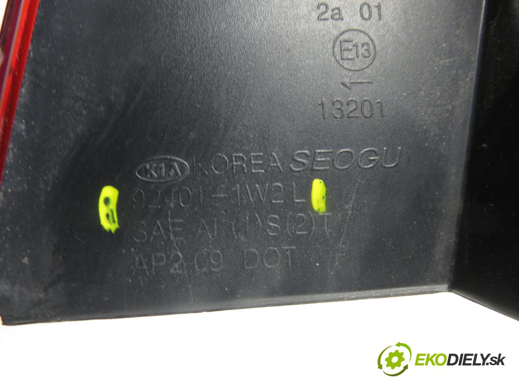 KIA RIO III (UB) HB 2012 55,00 1.1 CRDi - D3FA 1120,00 světlo levé zadní 924011W2L