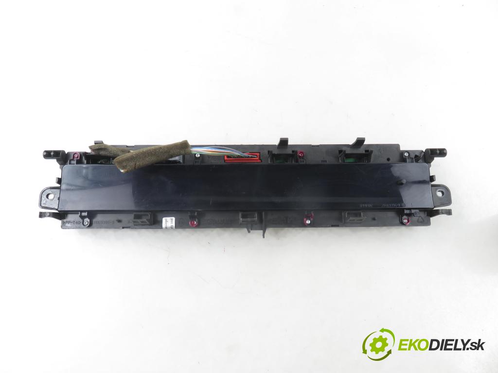 RENAULT SCENIC II (JM0/1_) MINIVAN 2004 83,00 1.6 (JM0C, JM0J, JM1B) - K4M 782 1598,00 Prístrojovka elektrický P8200365607D