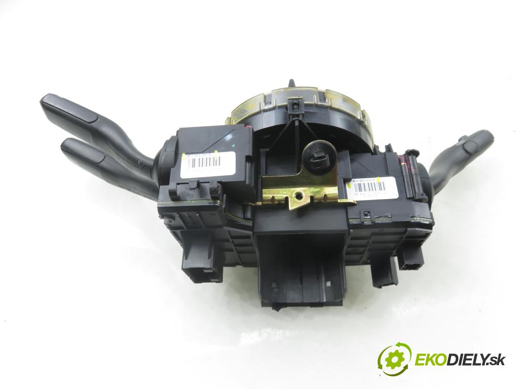 AUDI A4 (8E2, B6) SEDAN 2003 74,00 1.9 TDI - AVB 1896,00 PAKA/ŘAZENÍ/SADA: 8E0953549N ; 8E0953541C ; 8E0953521D
