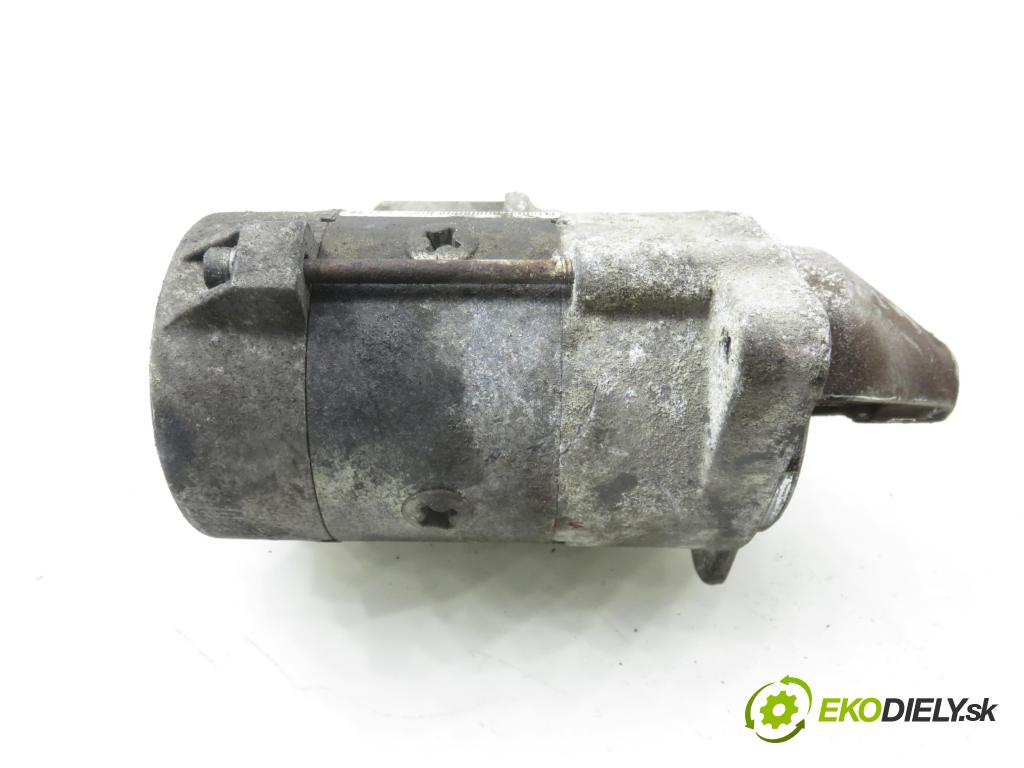SMART FORTWO Coupe (450) HB 2004 37,00 0.7 (450.330) 50 - M 160.920 698,00 startér 0003188V008 ; 63101007 ; 0061512601 (Startér)
