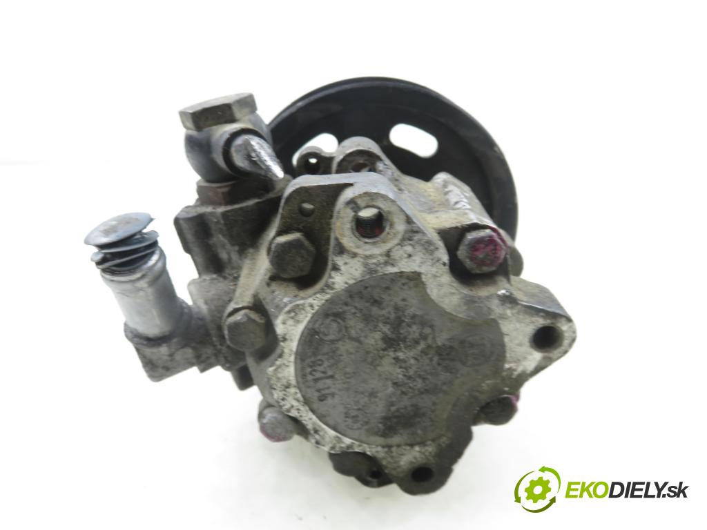 AUDI A4 (8E2, B6) SEDAN 2003 74,00 1.9 TDI PD 101 - AVB 1896,00 pumpa servočerpadlo 8D0145156T ; 7690955102 (Servočerpadlo)