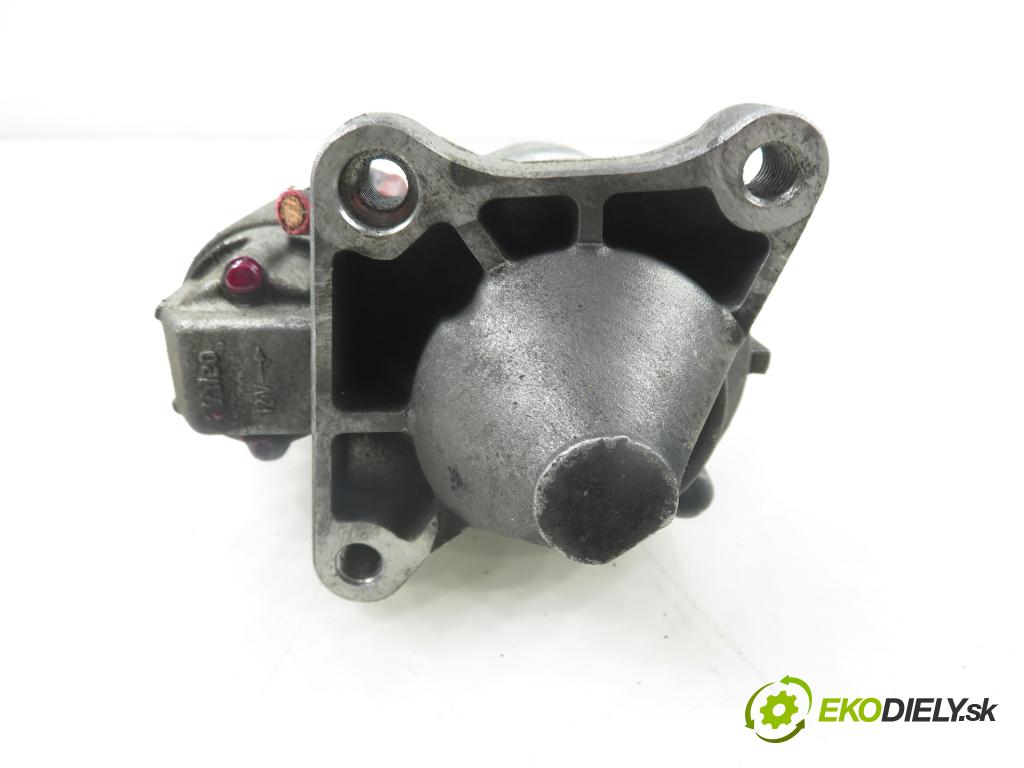 RENAULT SCENIC II (JM0/1_) MINIVAN 2004 83,00 1.6 (JM0C, JM0J, JM1B) - K4M 782 1598,00 startér 8200266777A ; D7E47 (Startér)