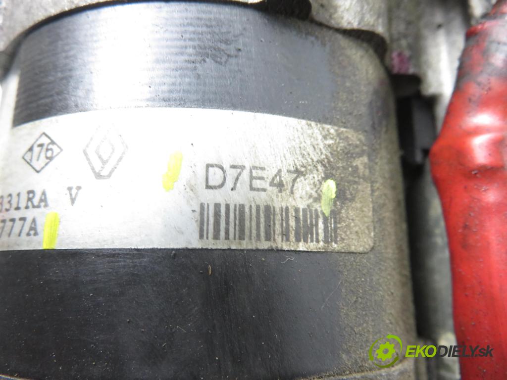 RENAULT SCENIC II (JM0/1_) MINIVAN 2004 83,00 1.6 (JM0C, JM0J, JM1B) - K4M 782 1598,00 startér 8200266777A ; D7E47 (Startér)