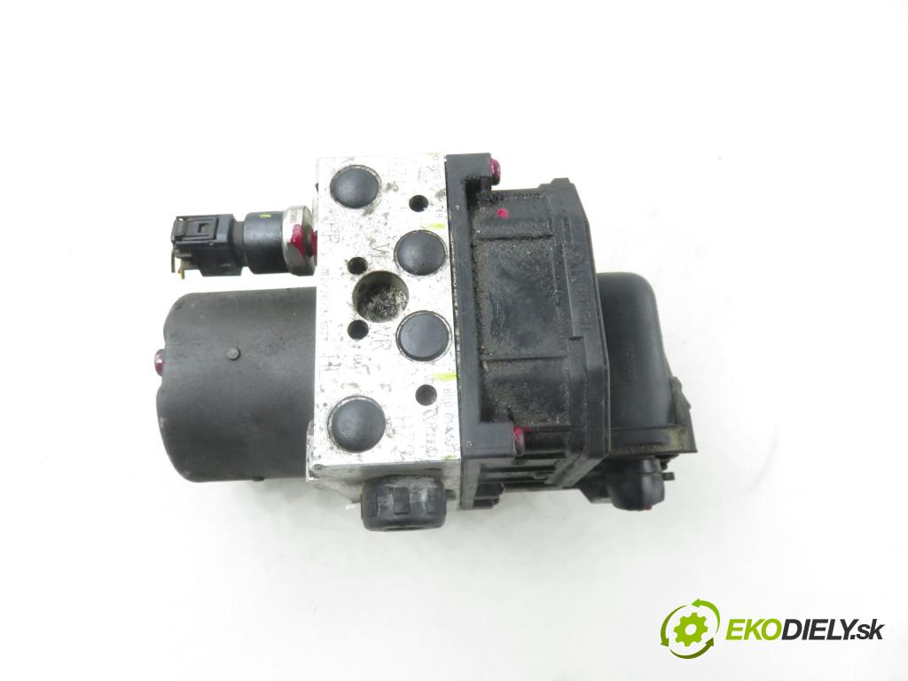 AUDI A4 (8E2, B6) SEDAN 2003 74,00 1.9 TDI PD 101 - AVB 1896,00 pumpa ABS 0265950011 ; 8E0614517 ; 0265225048 (Pumpa ABS)