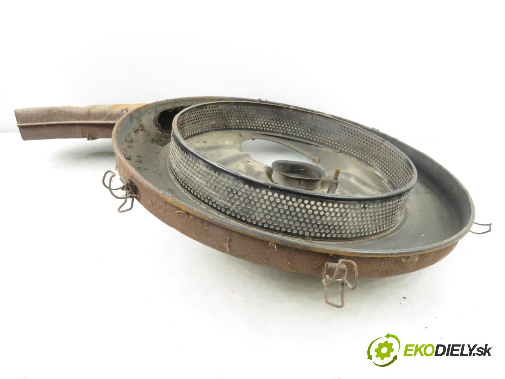 MERCEDES-BENZ CABRIOLET (W111) CABRIO 1969 88,00 220 SEB (111.023) (M 127.984) 2196,00 obal filtra vzduchu 0100946302 (Kryt vzduchového filtru)