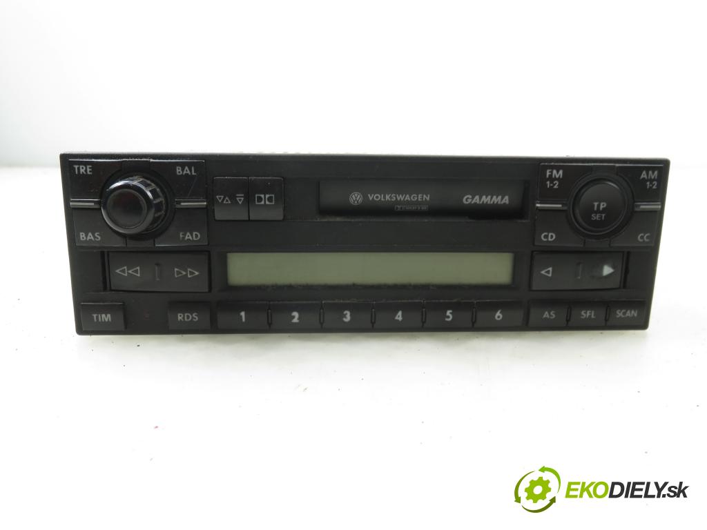 VW PASSAT B5 Variant (3B5) KOMBI 1999 85,00 1.9 TDI - AJM 1896,00 RADIO modul 1J0035186D