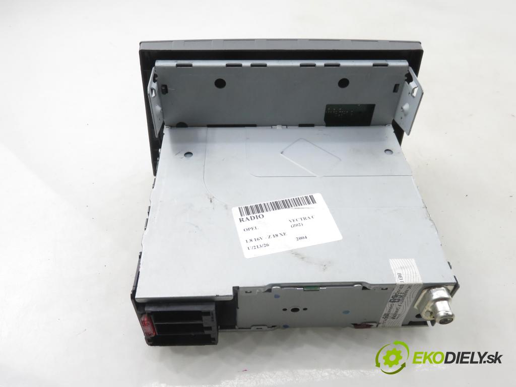 OPEL VECTRA C (Z02) SEDAN 2004 90,00 1.8 16V - Z 18 XE 1796,00 RADIO CD 13138246 ; 330886636