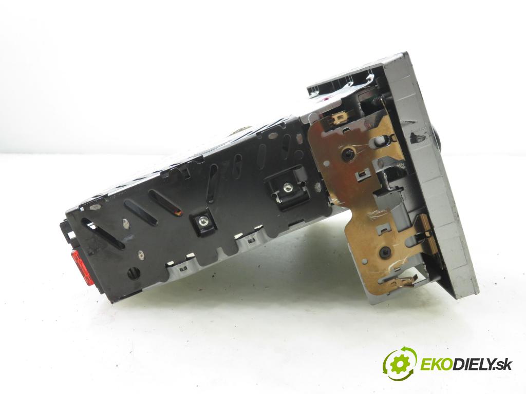 OPEL MERIVA A nadwozie wielkoprzestrzenne (MPV) (X03) HB 2003 77,00 1.6 16V 105 - Z 16 XEP 1598,00 RADIO 330886636 ; 13127010