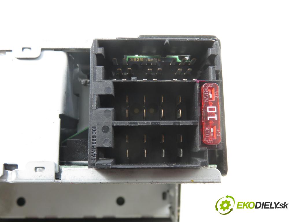OPEL MERIVA A nadwozie wielkoprzestrzenne (MPV) (X03) HB 2003 77,00 1.6 16V 105 - Z 16 XEP 1598,00 RADIO 330886636 ; 13127010