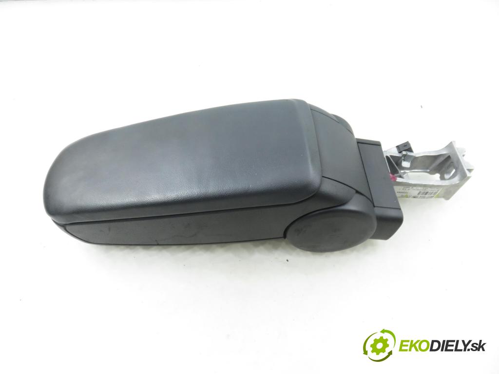 AUDI A4 Avant (8E5, B6) KOMBI 2004 96,00 1.9 TDI - AVF 1896,00 OPĚRADLO 8E0864207D