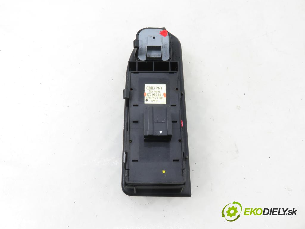 AUDI A2 (8Z0) HB 2002 55,00 1.4 - BBY 1390,00 Panel ovládania okien 8Z0959851
